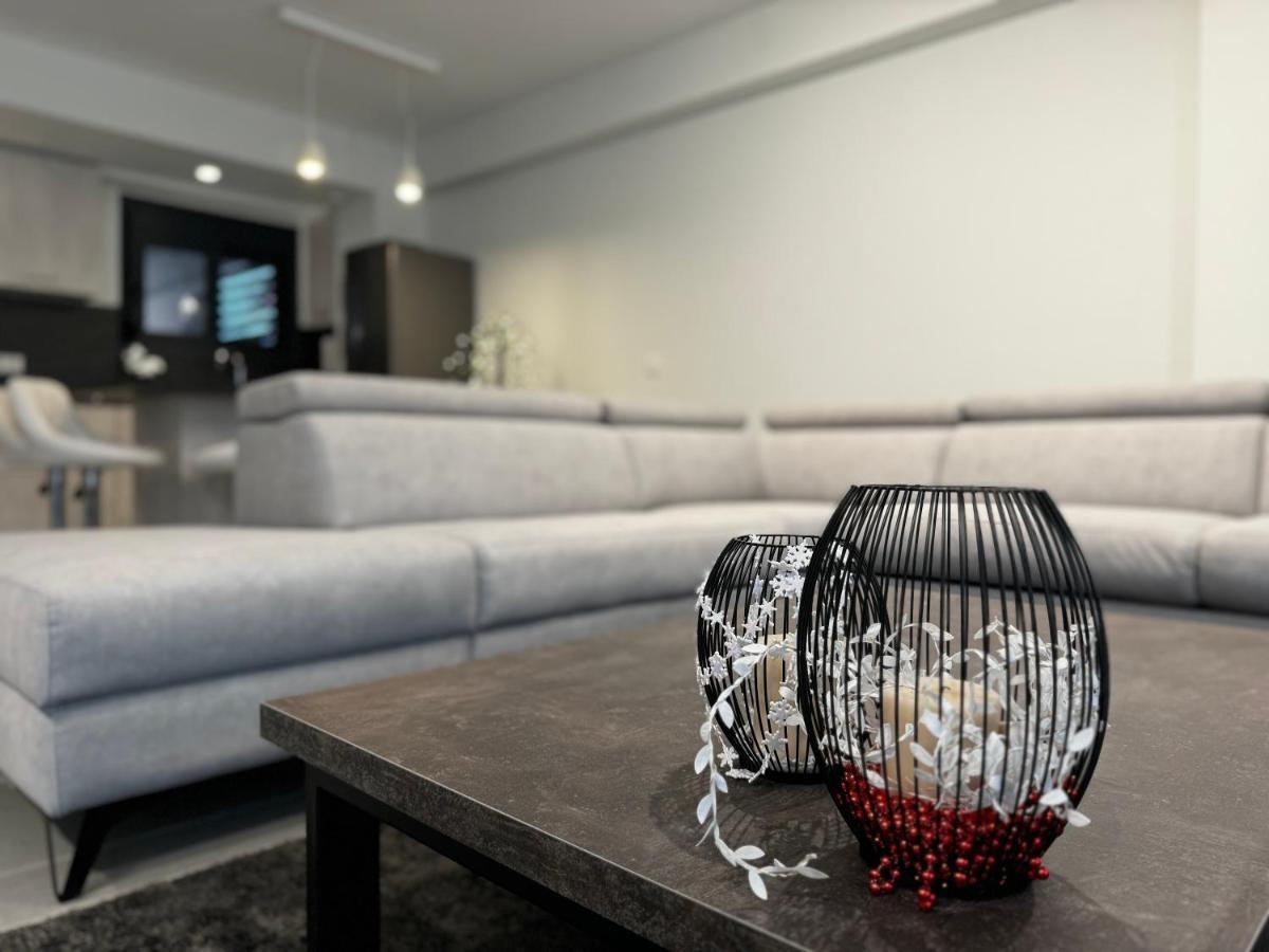 Icon Urban Living Trikala Bed & Breakfast Exterior photo