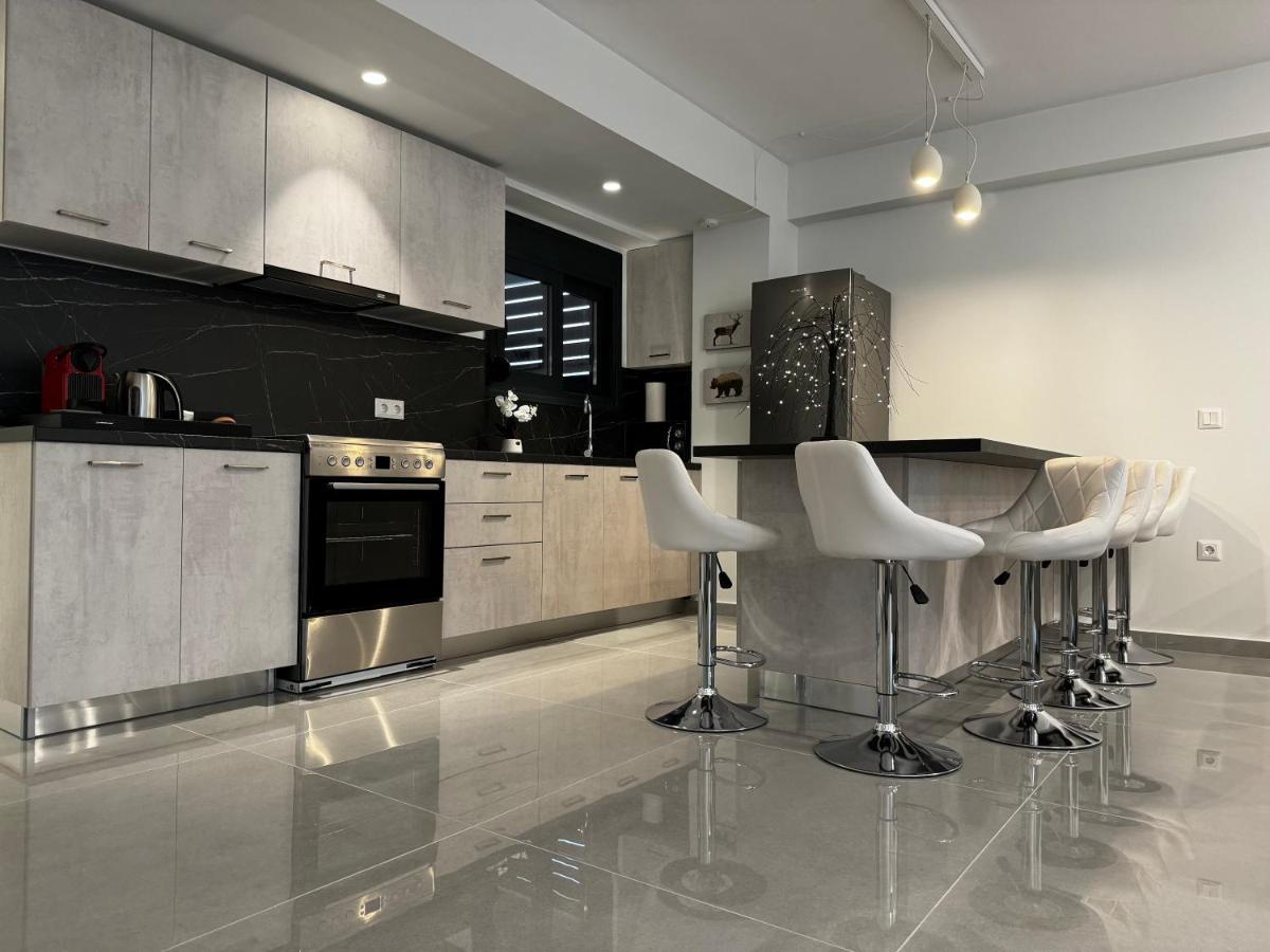 Icon Urban Living Trikala Bed & Breakfast Exterior photo