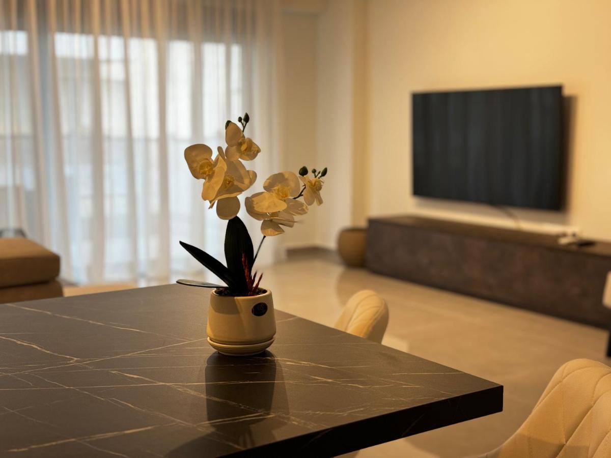 Icon Urban Living Trikala Bed & Breakfast Exterior photo