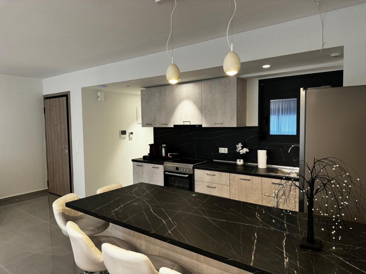 Icon Urban Living Trikala Bed & Breakfast Exterior photo