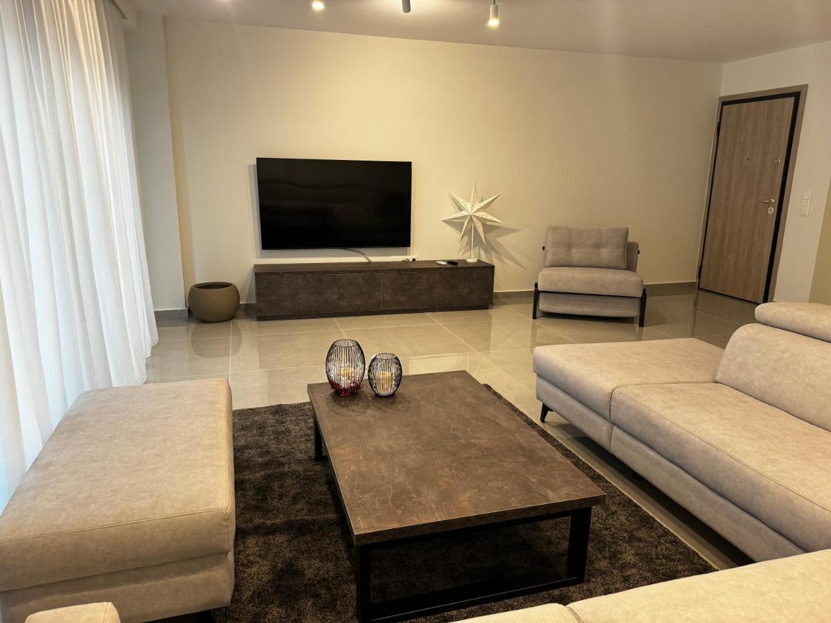 Icon Urban Living Trikala Bed & Breakfast Exterior photo