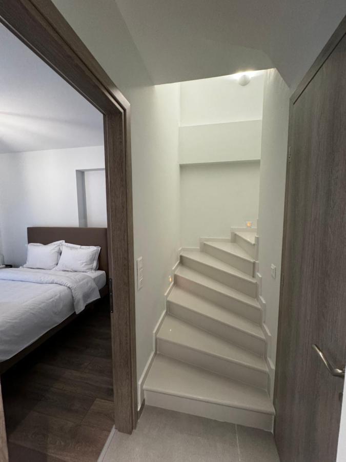 Icon Urban Living Trikala Bed & Breakfast Exterior photo