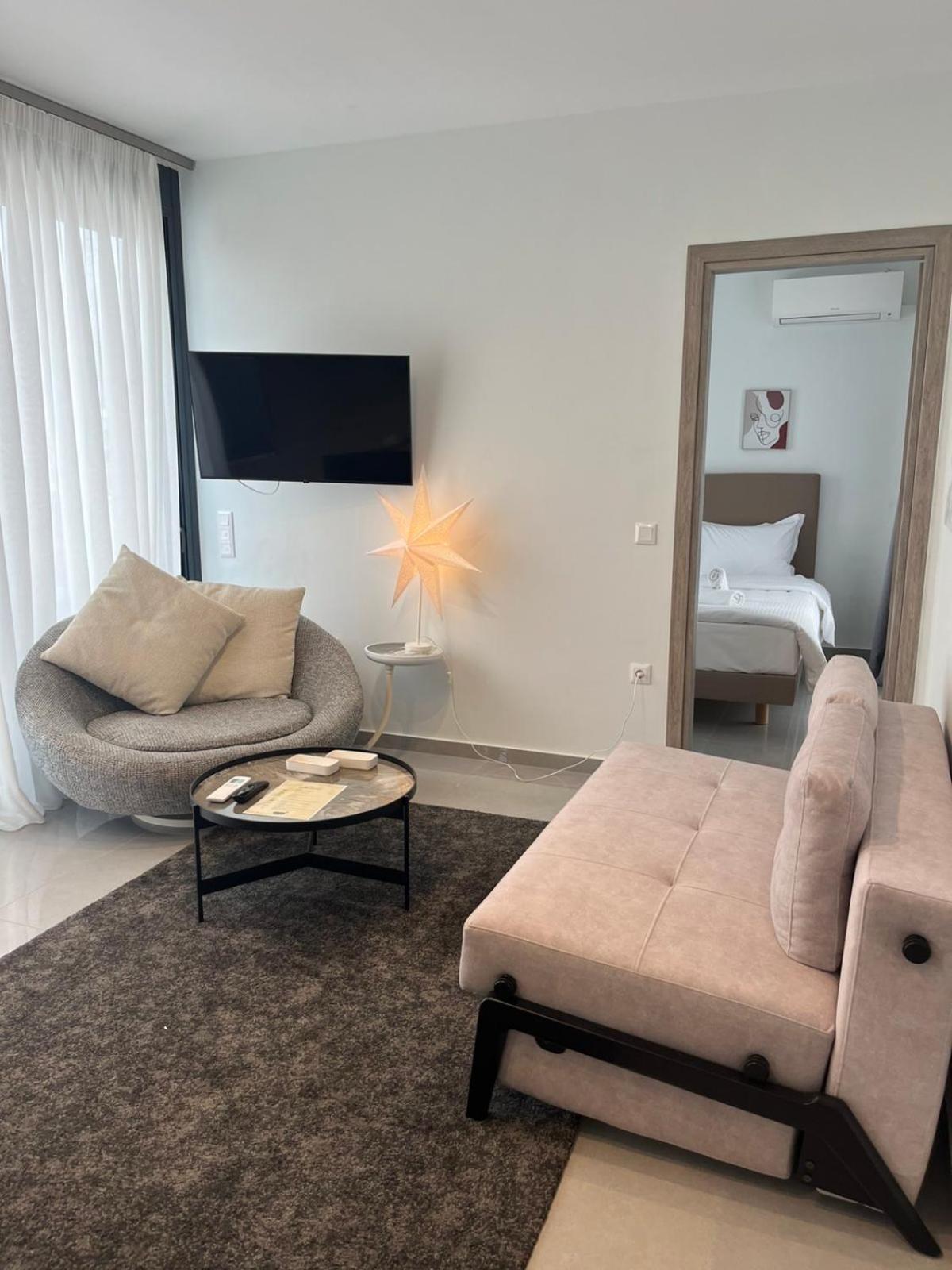 Icon Urban Living Trikala Bed & Breakfast Exterior photo